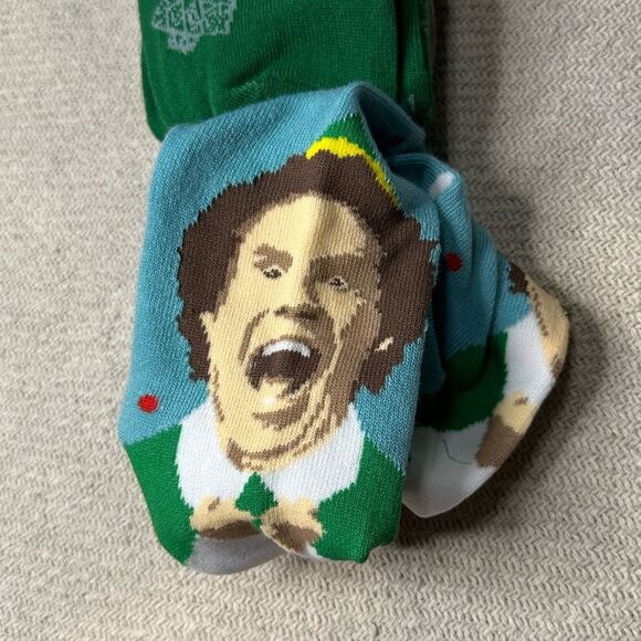 ELF Movie Christmas Socks 2 Pairs NWT Smiling is my Favorite Gift - Picture 5 of 7